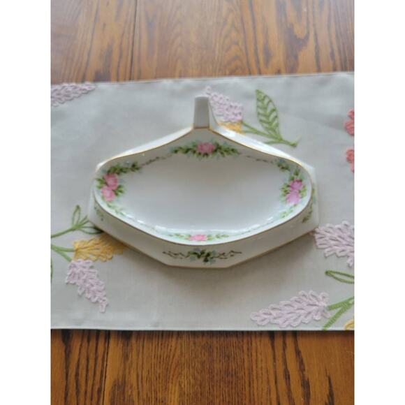 Vintage Limoges Tray Dish, France T&V, Handle BonBon Dish Tray, Pink Roses - Picture 2 of 6